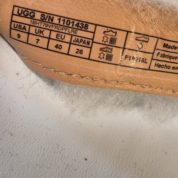 UGG nwot sandals - Picture 4 of 9